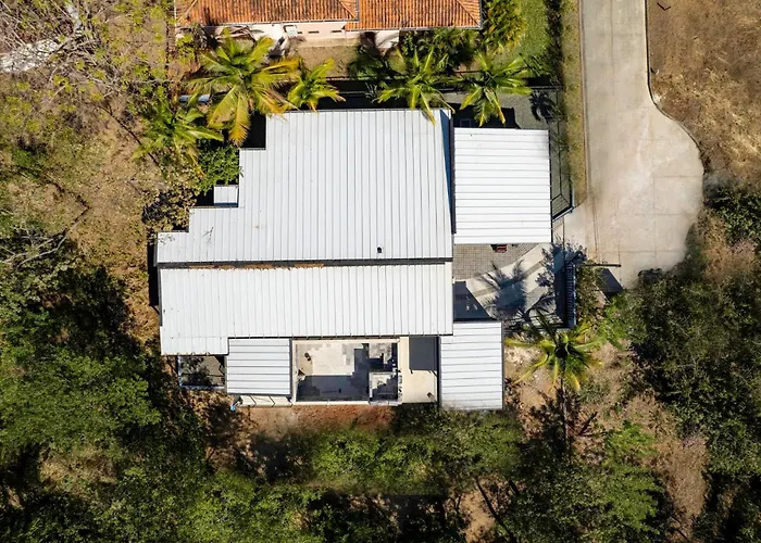 Ferienhaus Brand-new 6bd Giant With Private Pool By Spcr Potrero (Guanacaste)